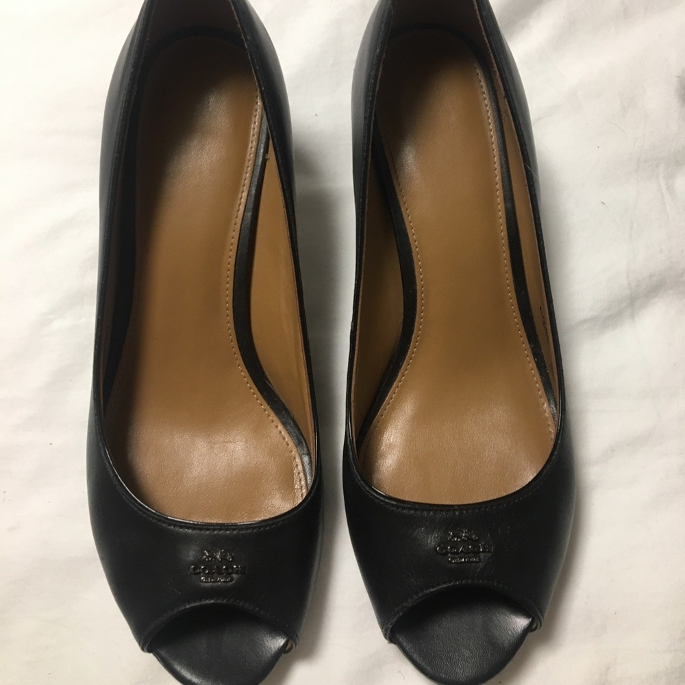 Coach Black Toe Kitten Heels Black - Delilah